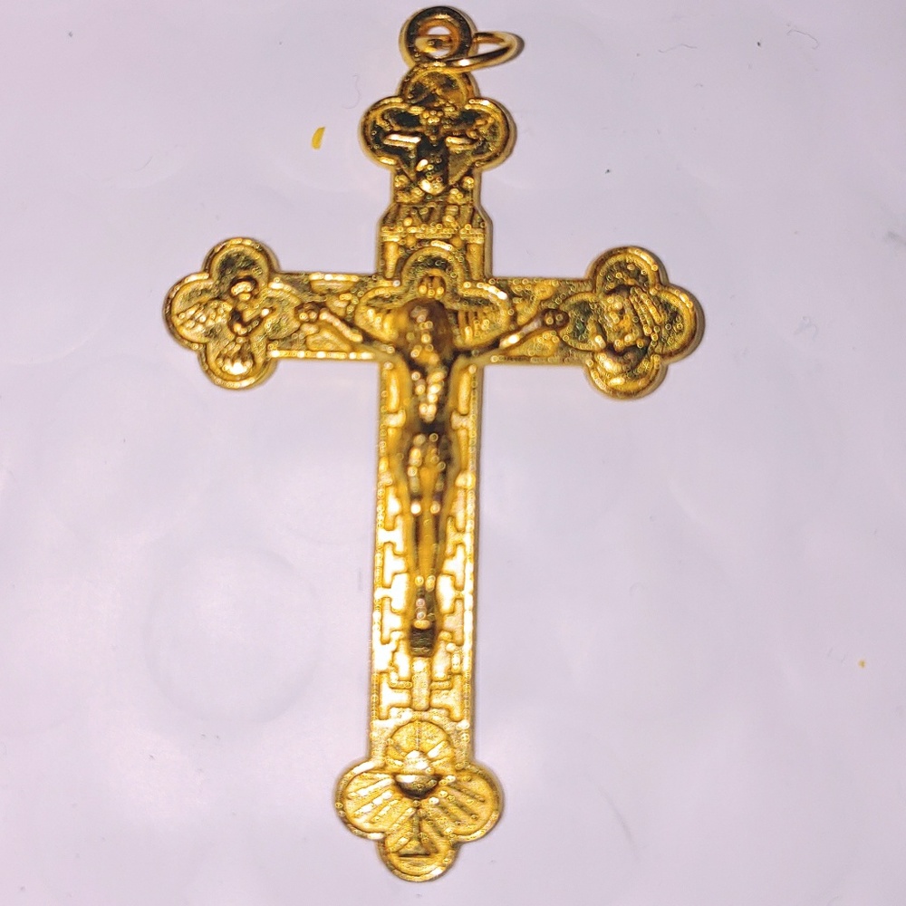 24k Italian Gold Atertium Cross